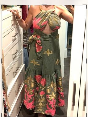 LACE WOODEN COLLAR MAXI DRESS